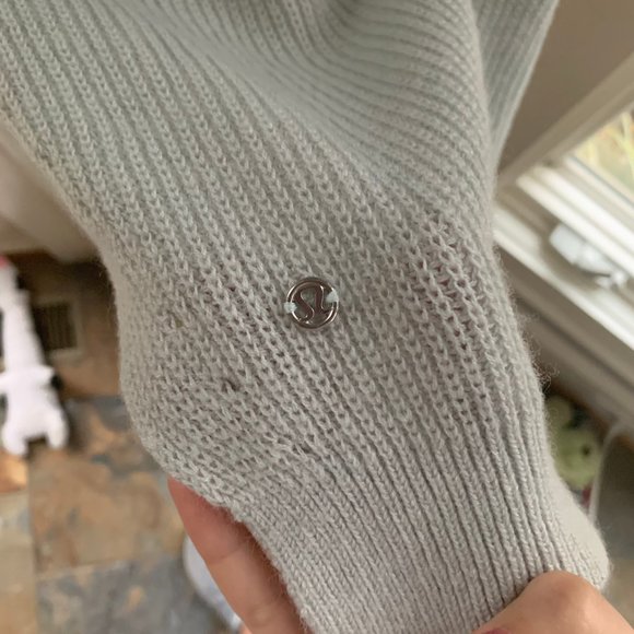Lululemon Seva Sweater - Picture 9 of 10